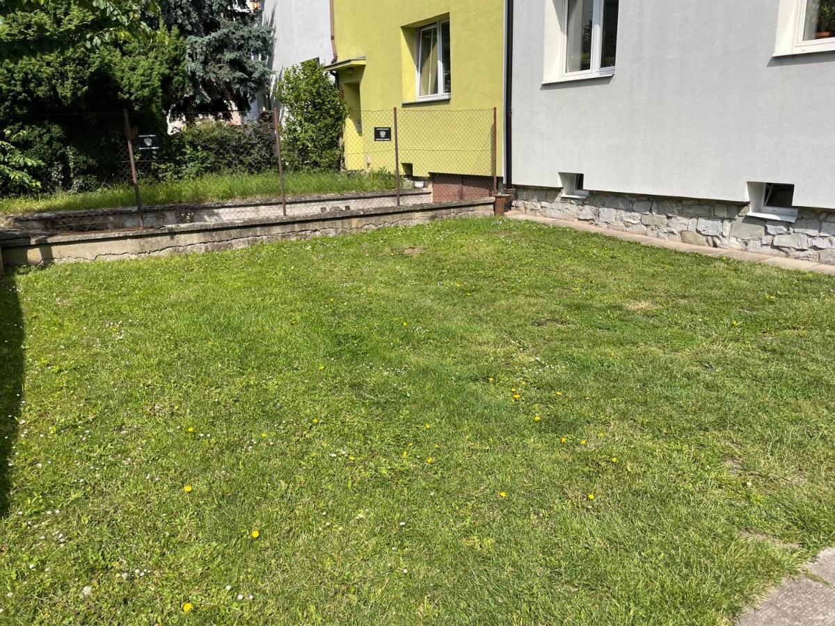 Apartmany Polska 12 Olomouc Buitenkant foto