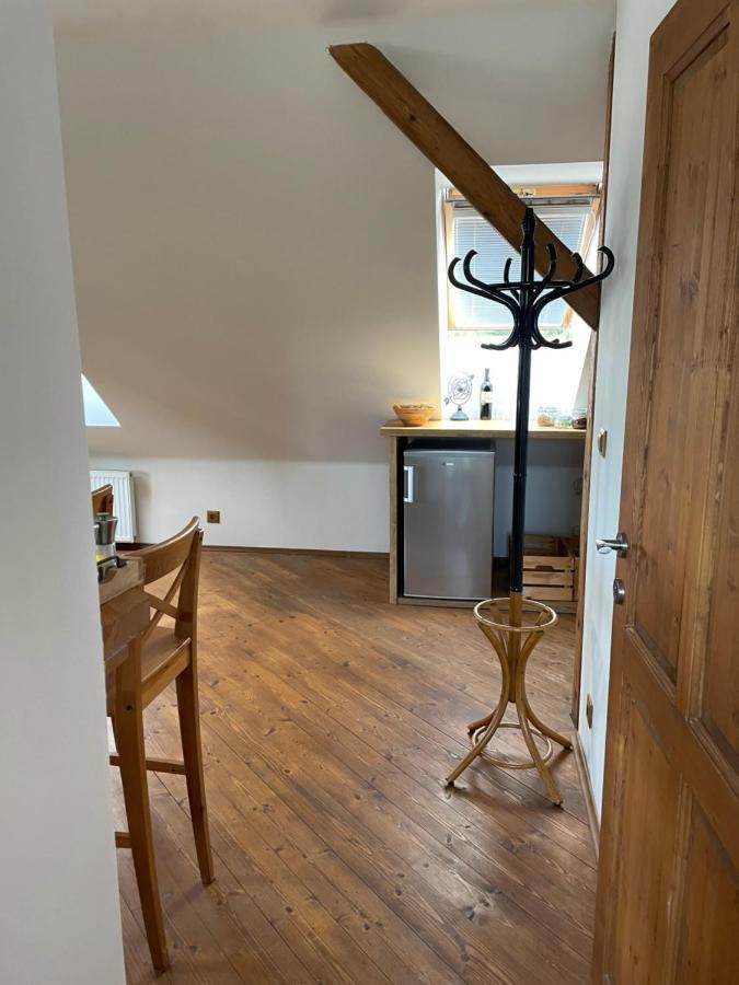 Apartmany Polska 12 Olomouc Buitenkant foto