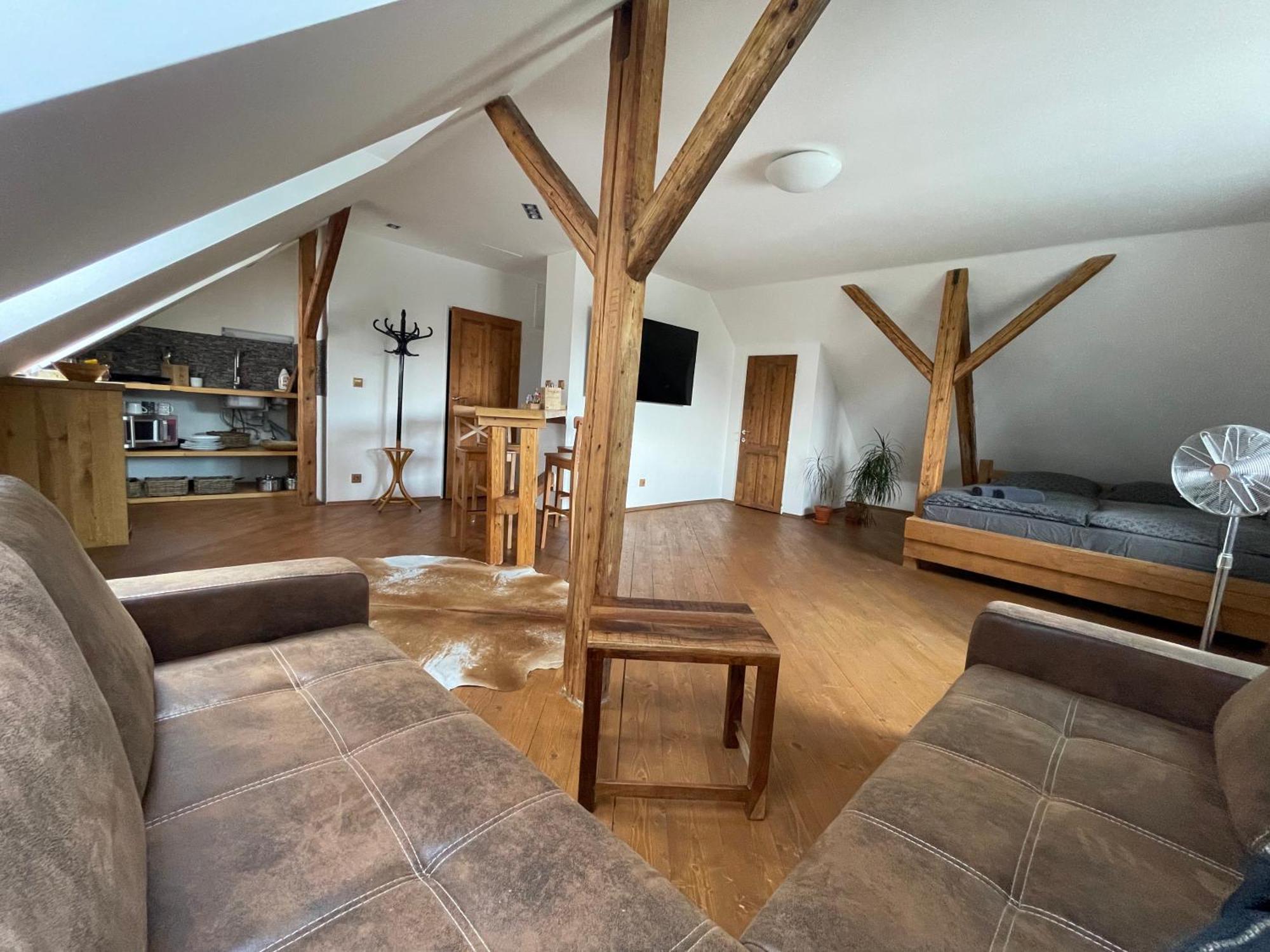 Apartmany Polska 12 Olomouc Buitenkant foto